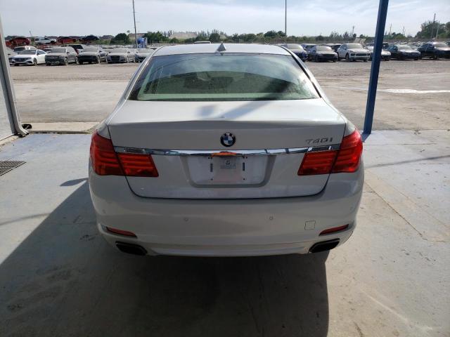 2011 BMW 740 I #3304556439