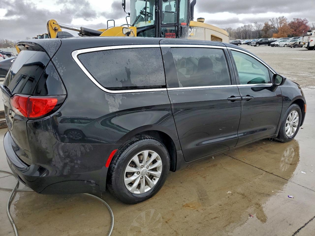 CHRYSLER PACIFICA TOURING