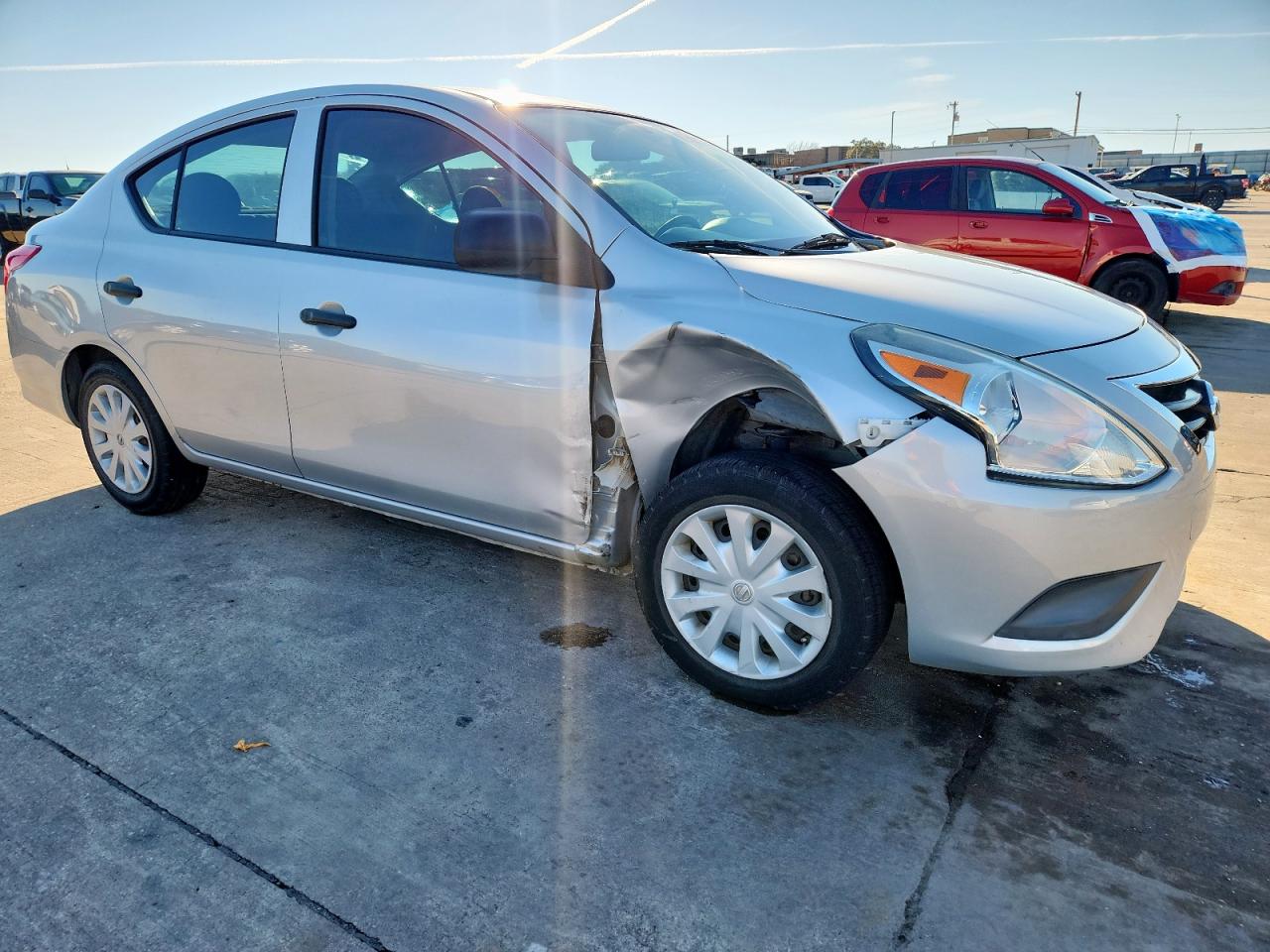 NISSAN VERSA S