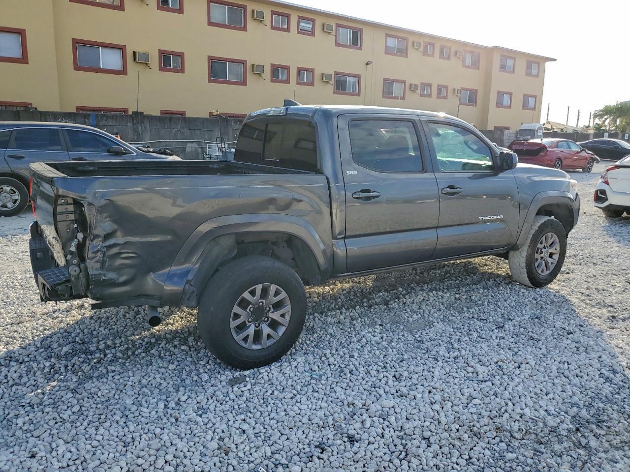 TOYOTA TACOMA DOUBLE CAB