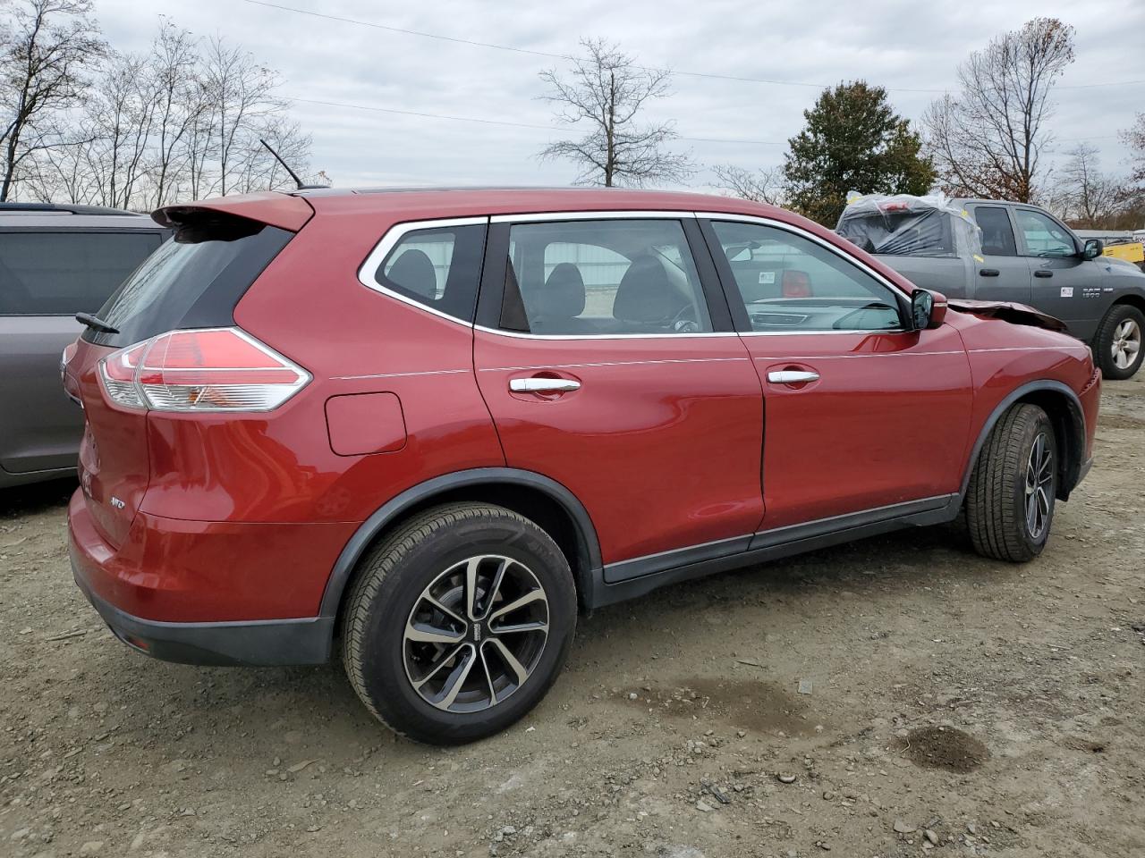 NISSAN ROGUE S