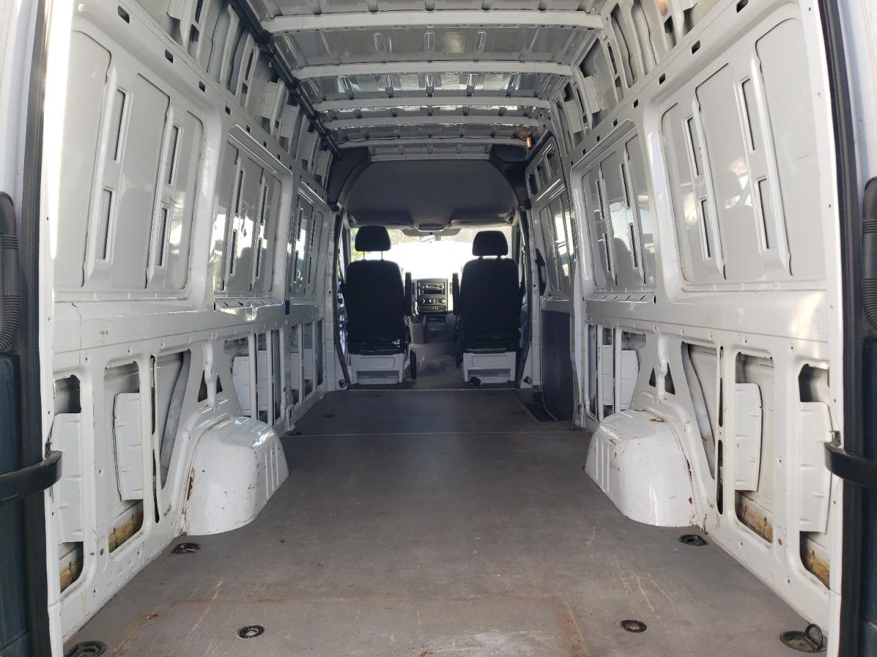 MERCEDES-BENZ SPRINTER 2500