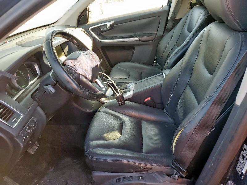 2015 VOLVO XC60 T5 PL YV440MDDXF2617597