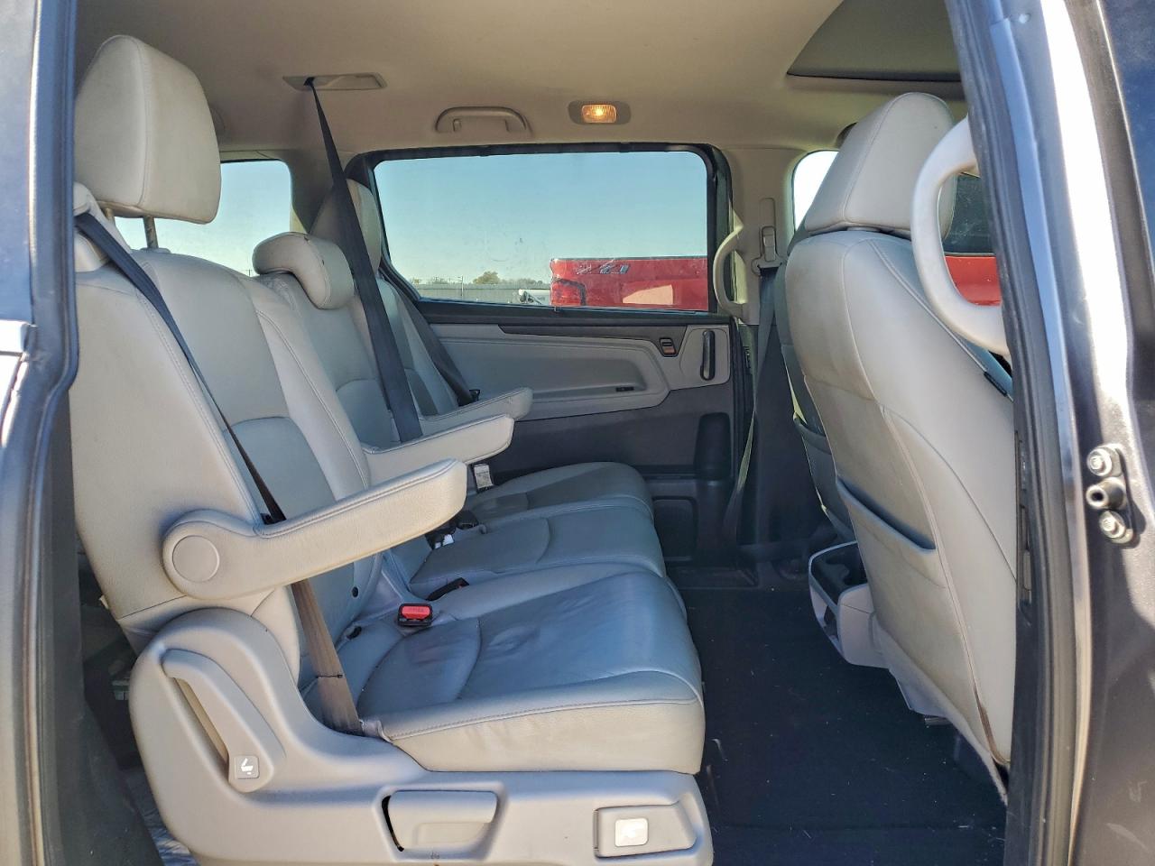 Lot #3311725222 2018 HONDA ODYSSEY EX