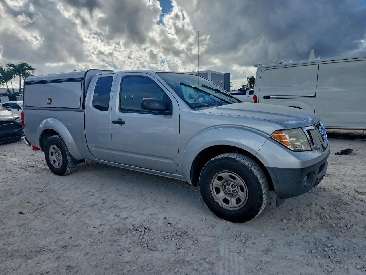NISSAN FRONTIER S