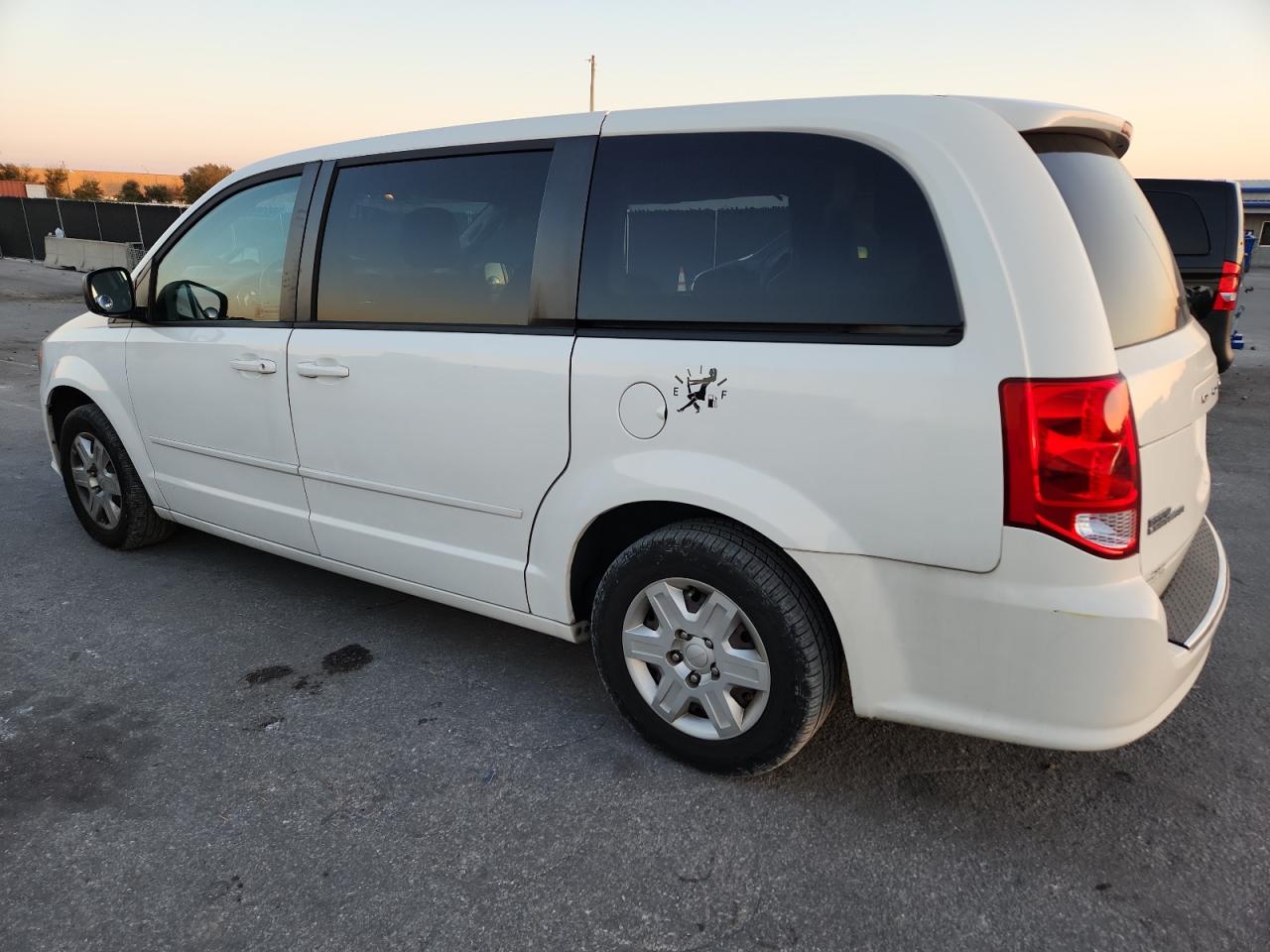 DODGE GRAND CARAVAN SE