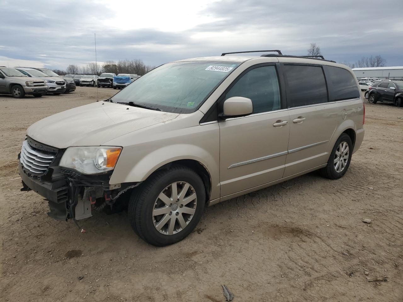 CHRYSLER TOWN & COUNTRY TOURING