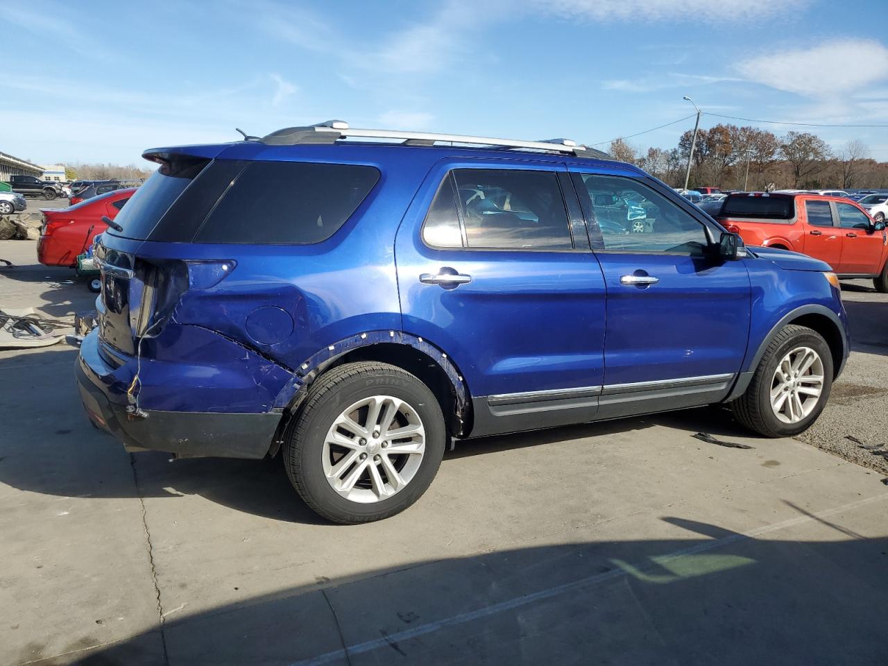 FORD EXPLORER XLT