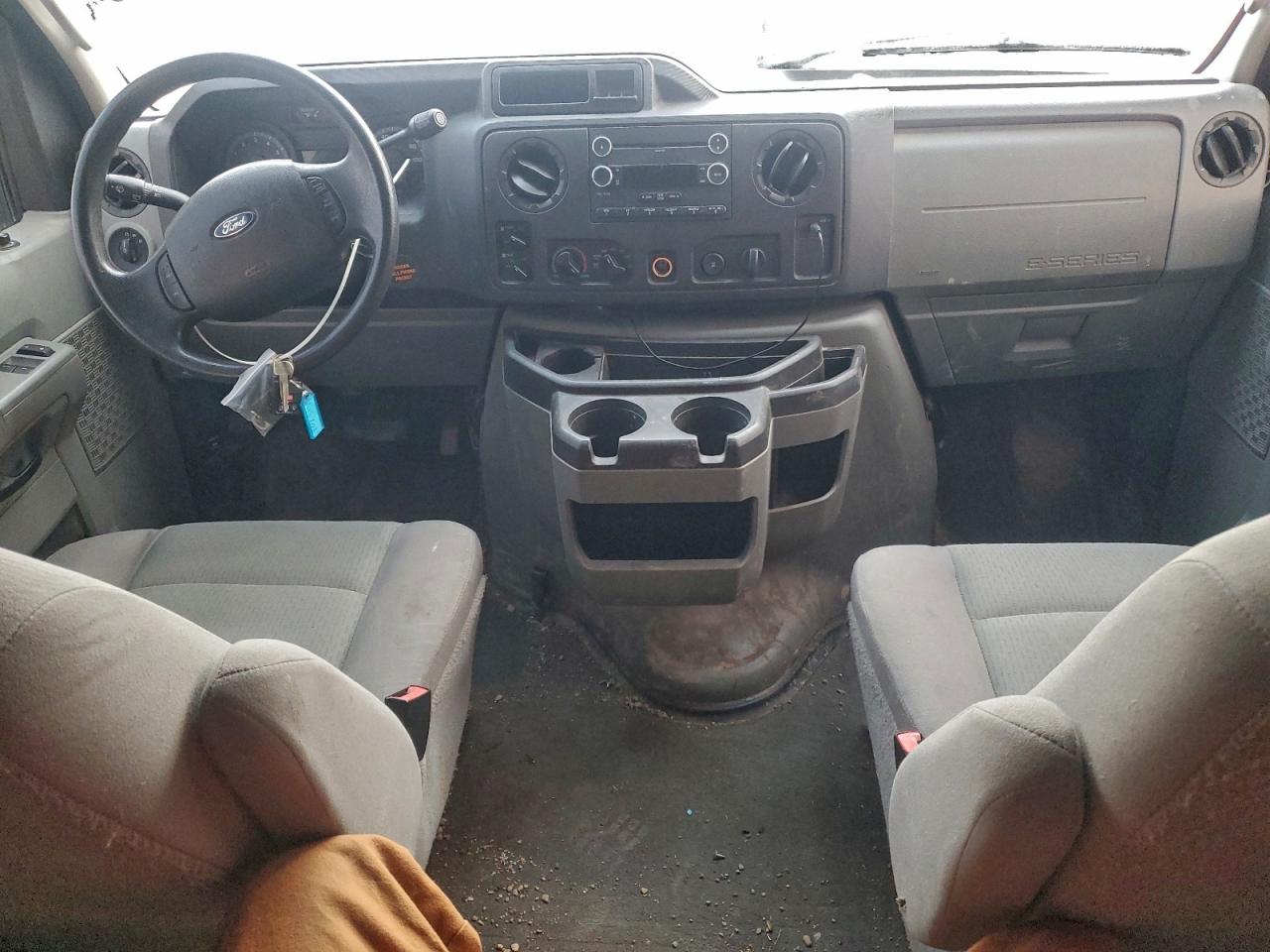 FORD ECONOLINE E350 SUPER DUTY WAGON