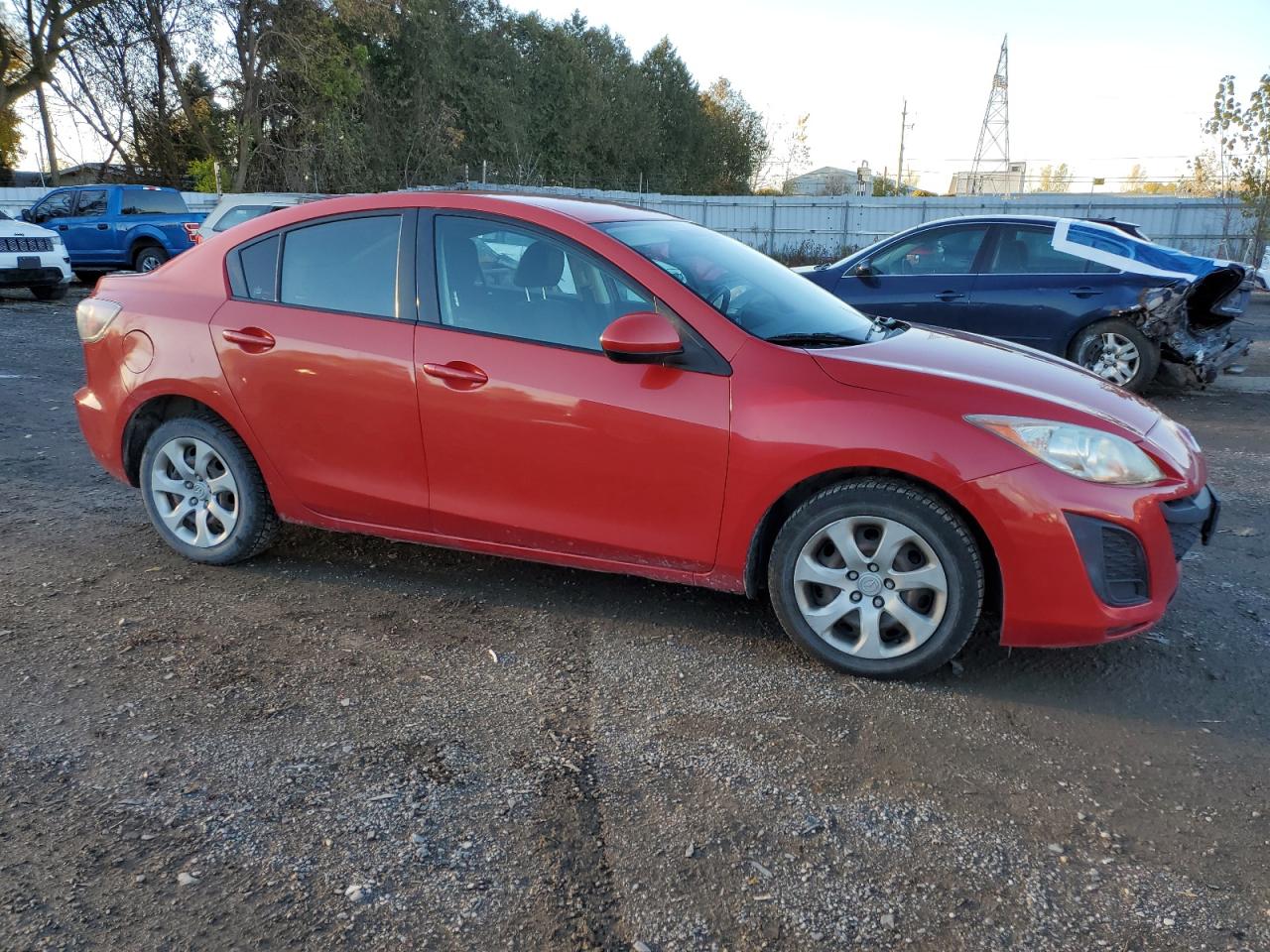 MAZDA 3 I