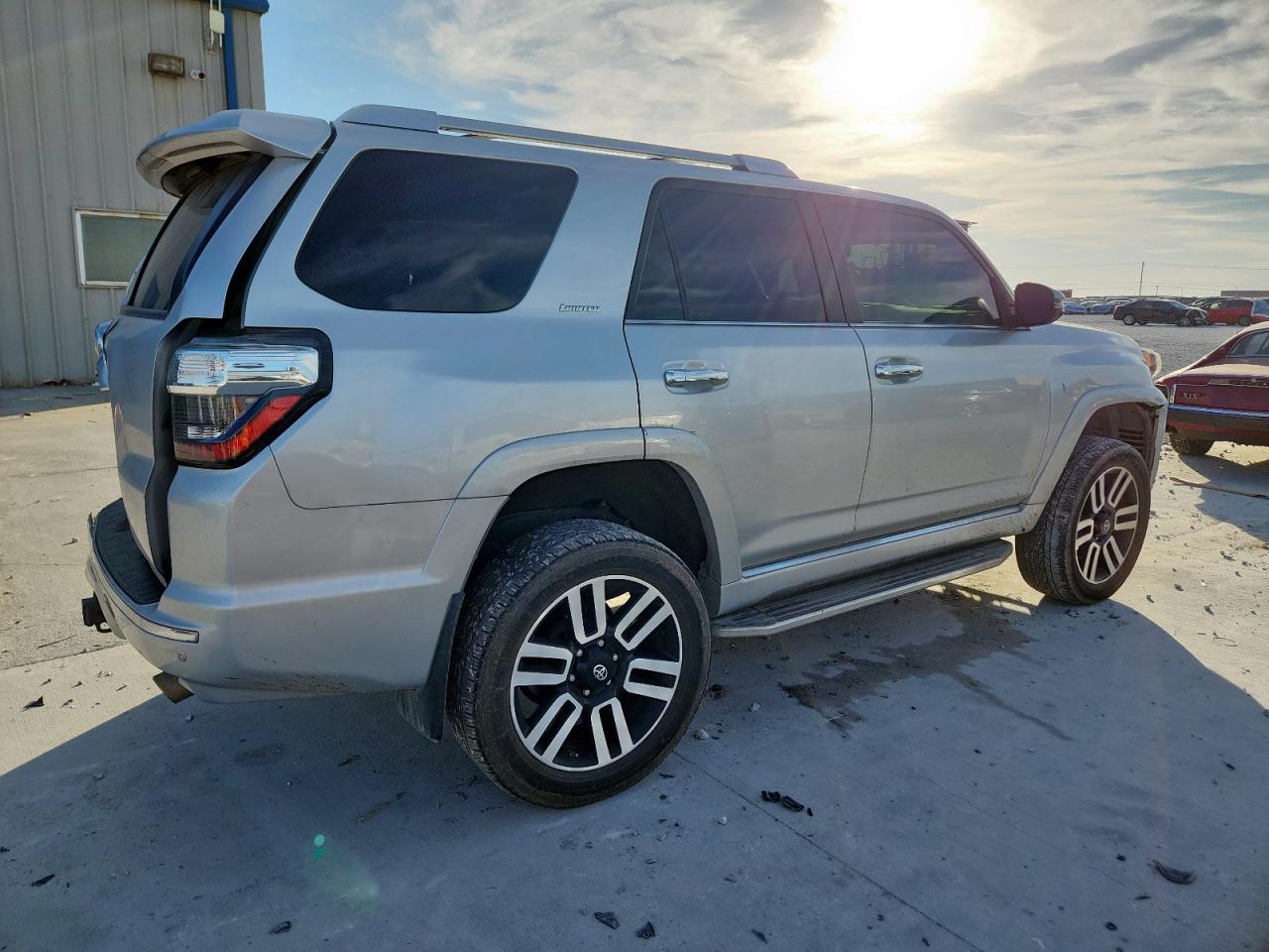 TOYOTA 4RUNNER SR5