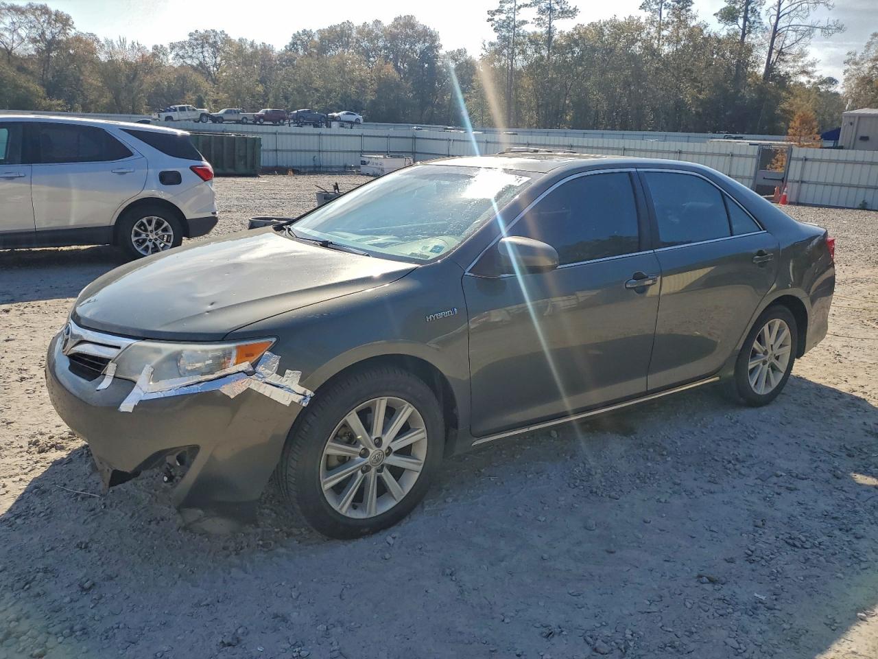 Lot #3302916068 2014 TOYOTA CAMRY HYBR