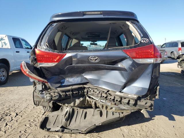 2014 TOYOTA SIENNA XLE #3304765991