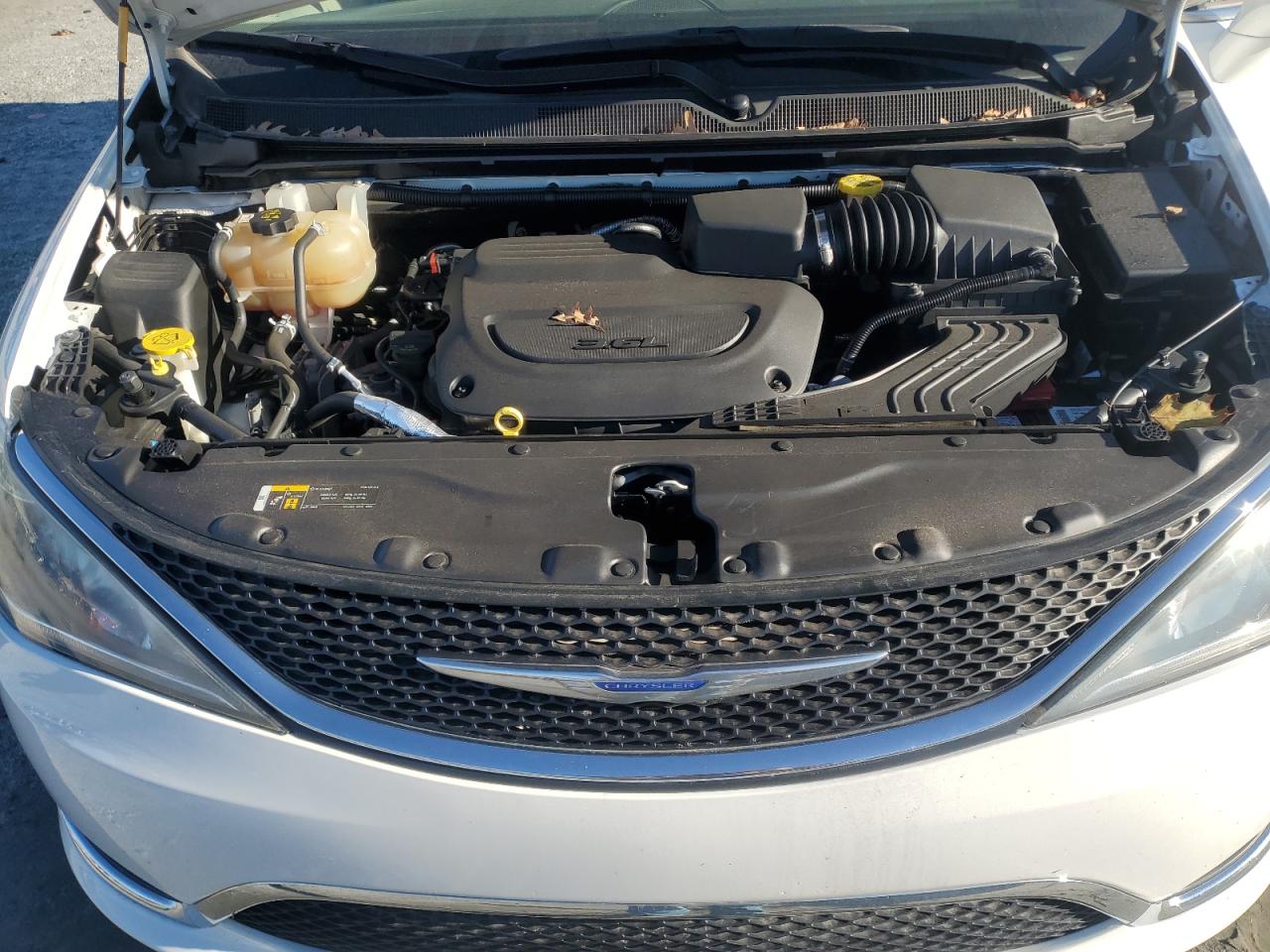 CHRYSLER PACIFICA TOURING L