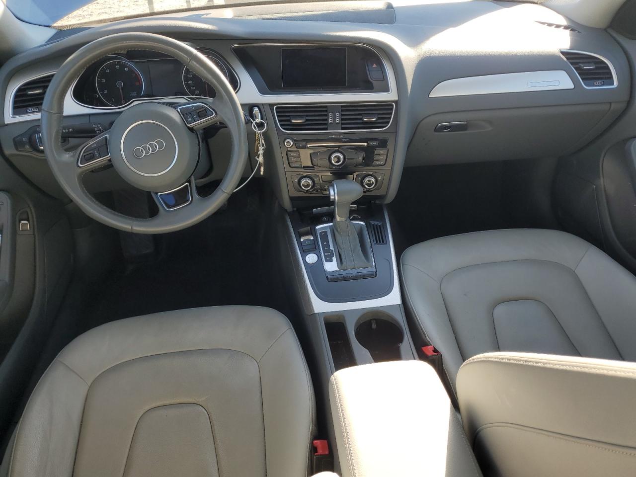 AUDI A4 PREMIUM S-LINE