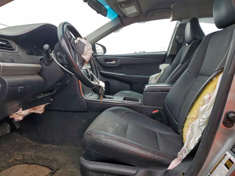 2016 TOYOTA CAMRY LE #3303588929