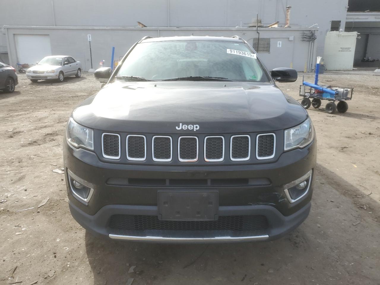 Lot #3302748049 2019 JEEP COMPASS LI