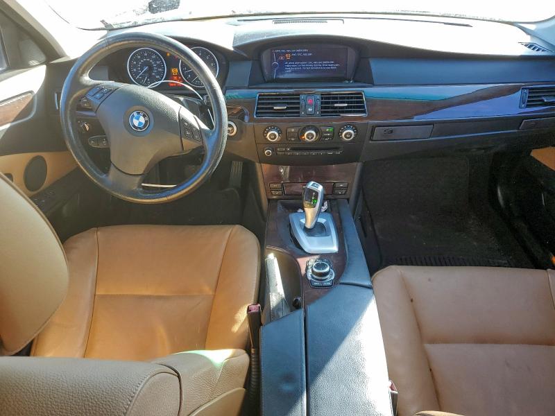 2010 BMW 528 XI #3296930822