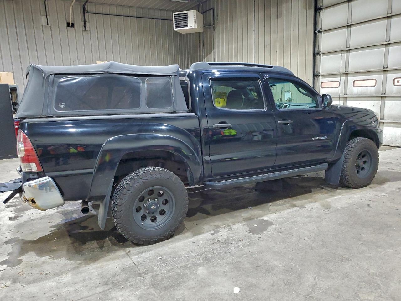 TOYOTA TACOMA DOUBLE CAB