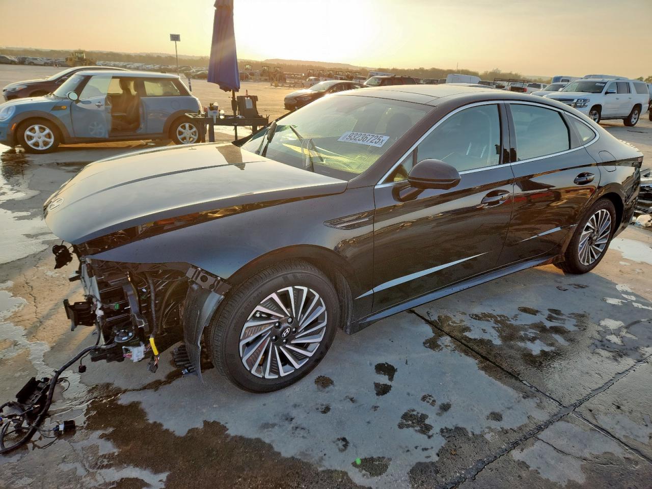 HYUNDAI SONATA HYBRID