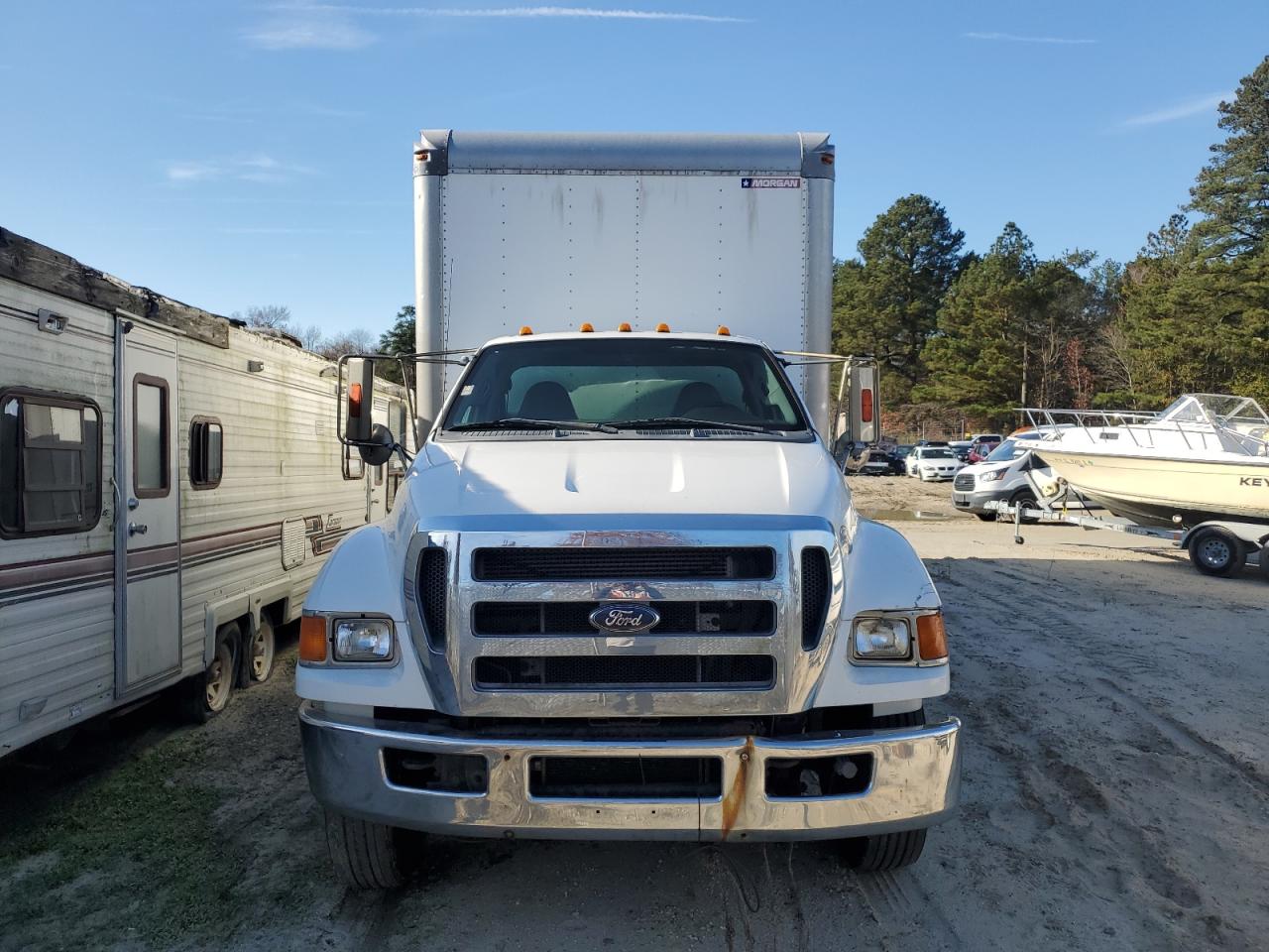 FORD F-750 SUPER DUTY