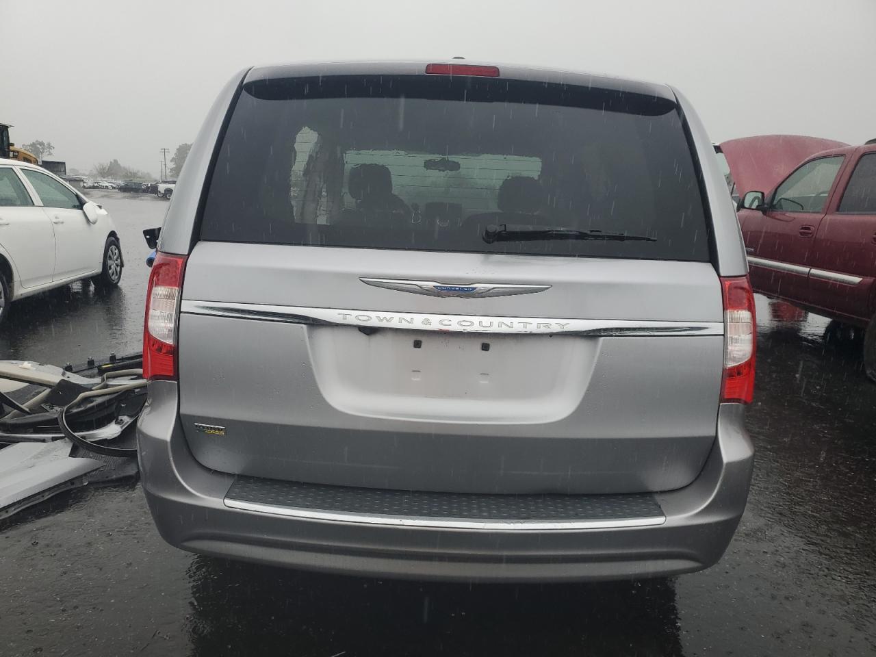 CHRYSLER TOWN & COUNTRY TOURING