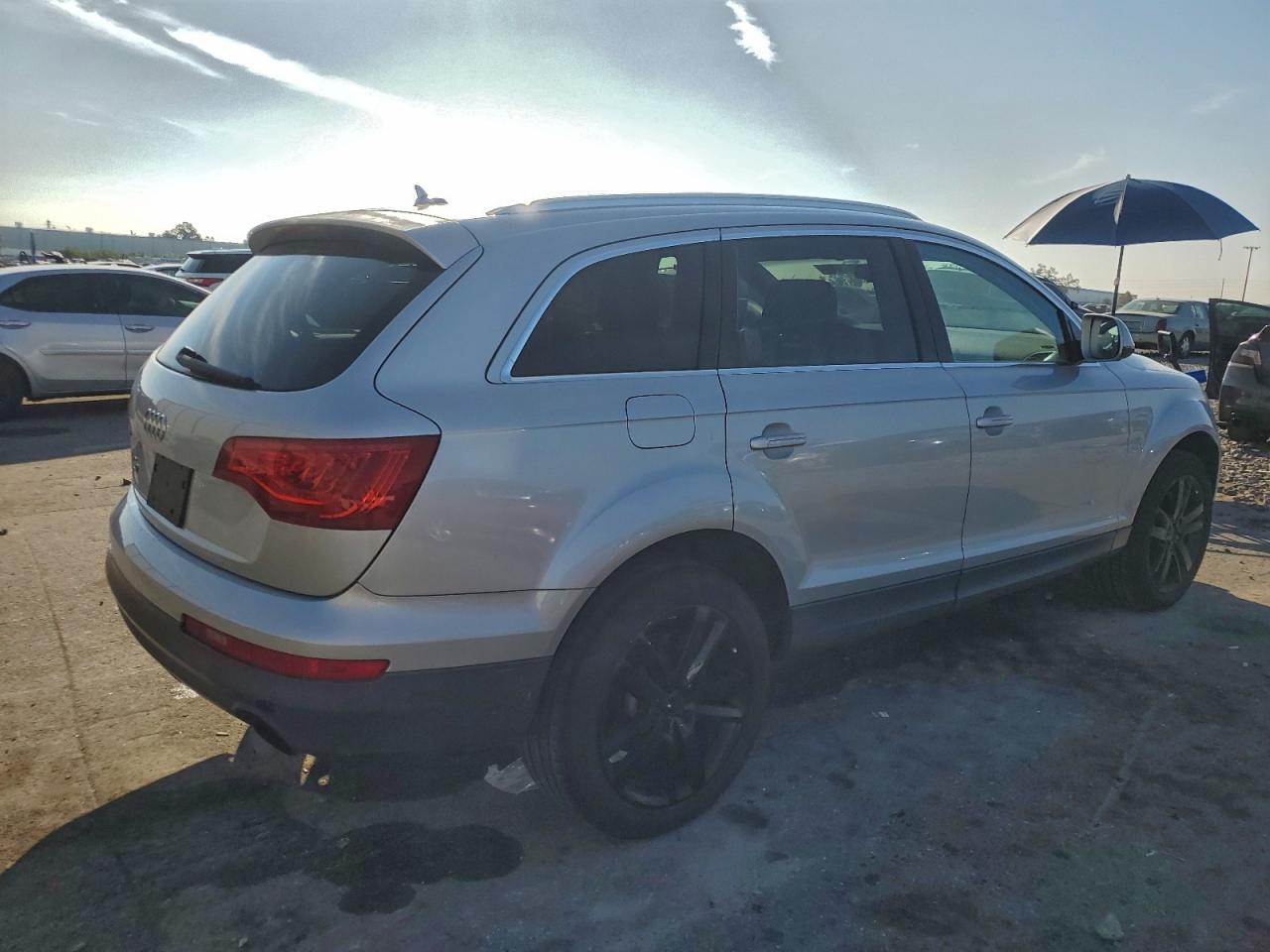 AUDI Q7 PREMIUM PLUS