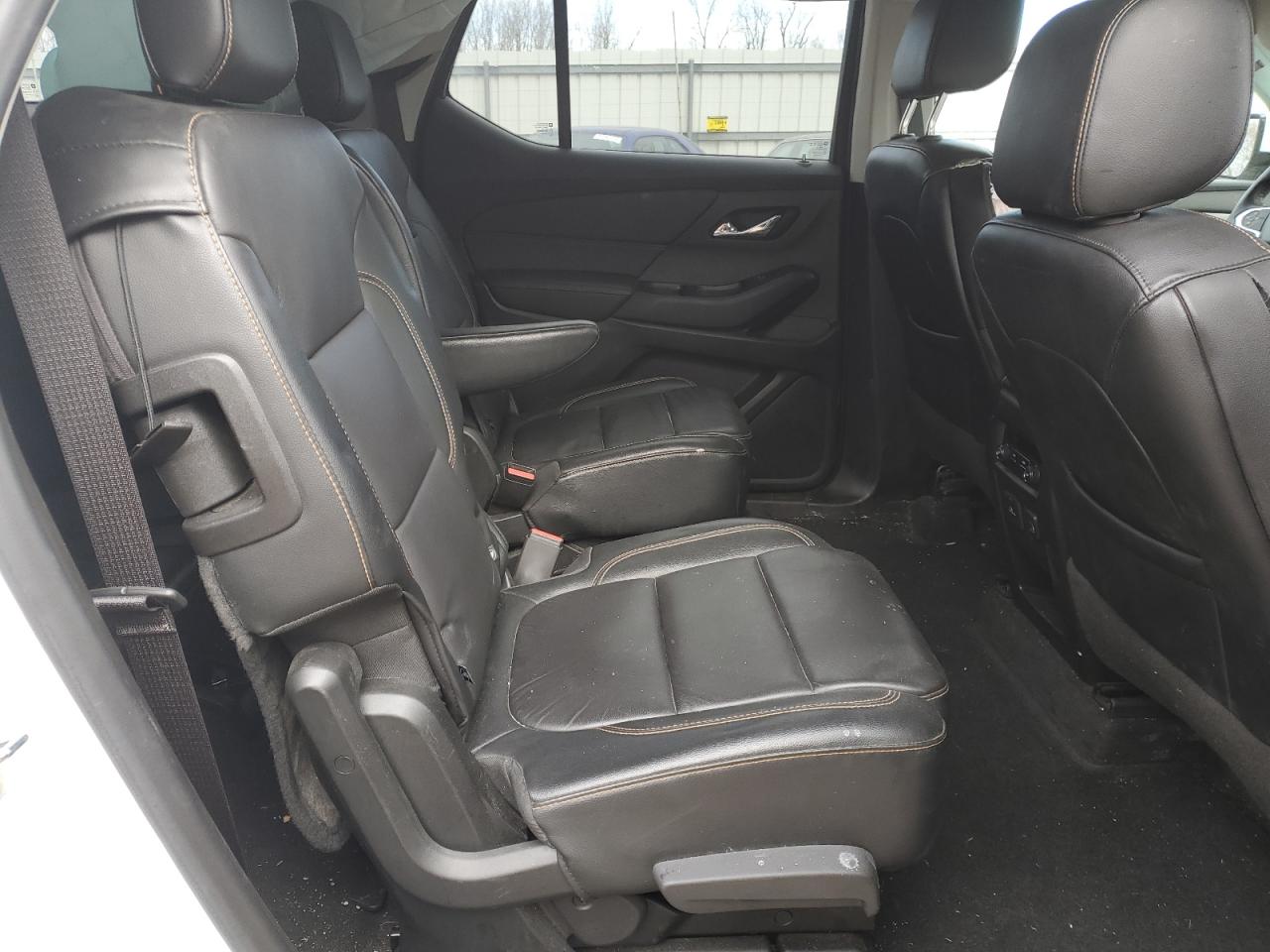 CHEVROLET TRAVERSE LT