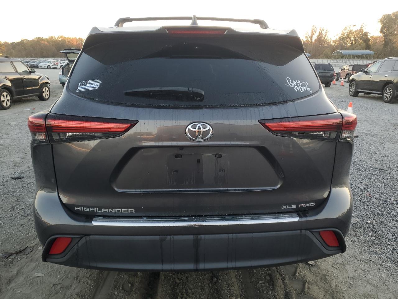 TOYOTA HIGHLANDER XLE
