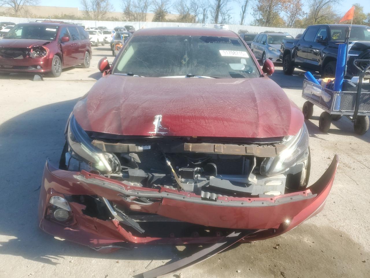 NISSAN ALTIMA PLATINUM