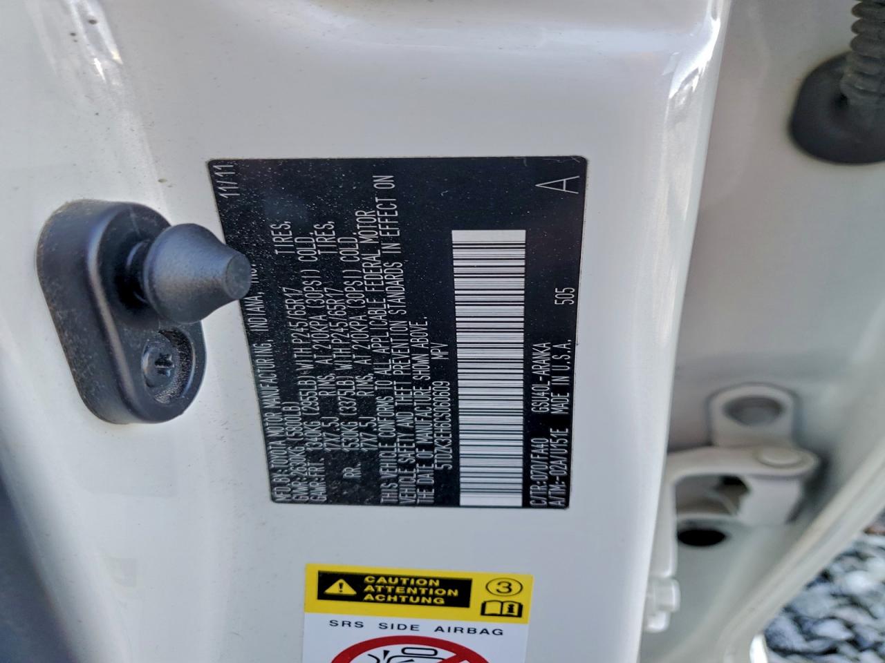 TOYOTA HIGHLANDER BASE