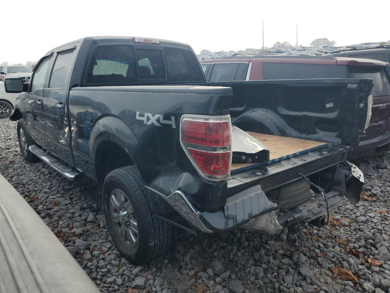 FORD F-150 SUPERCREW