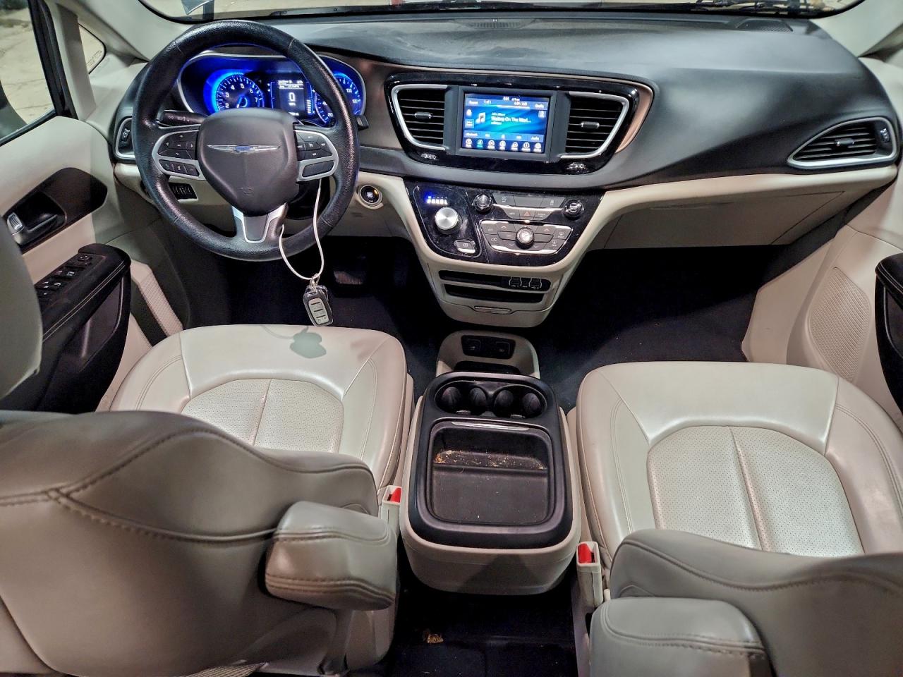 CHRYSLER VOYAGER LXI