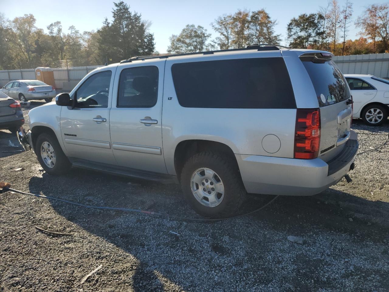 CHEVROLET SUBURBAN C1500 LT