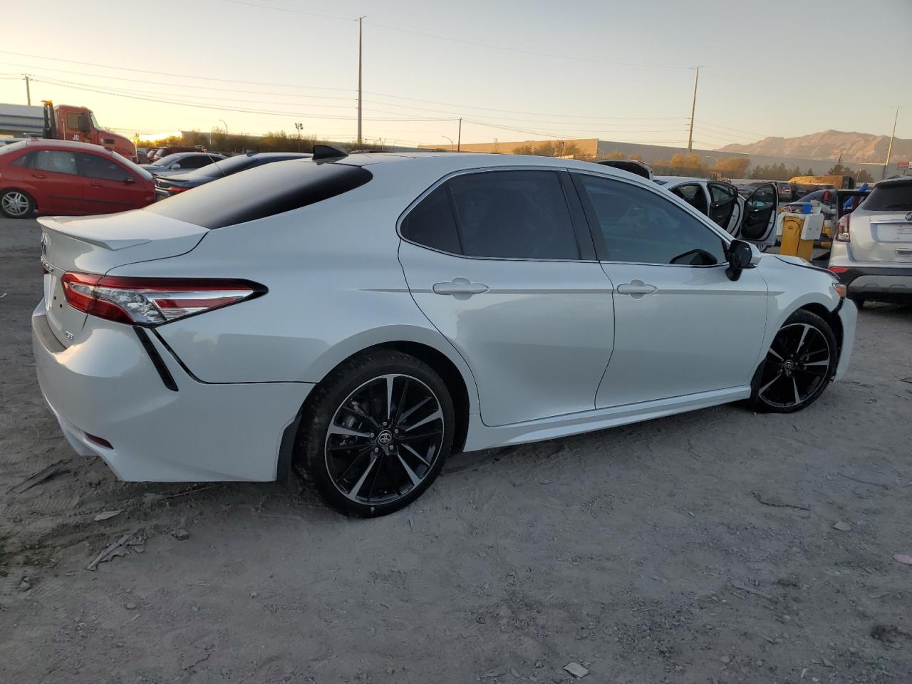 TOYOTA CAMRY XSE