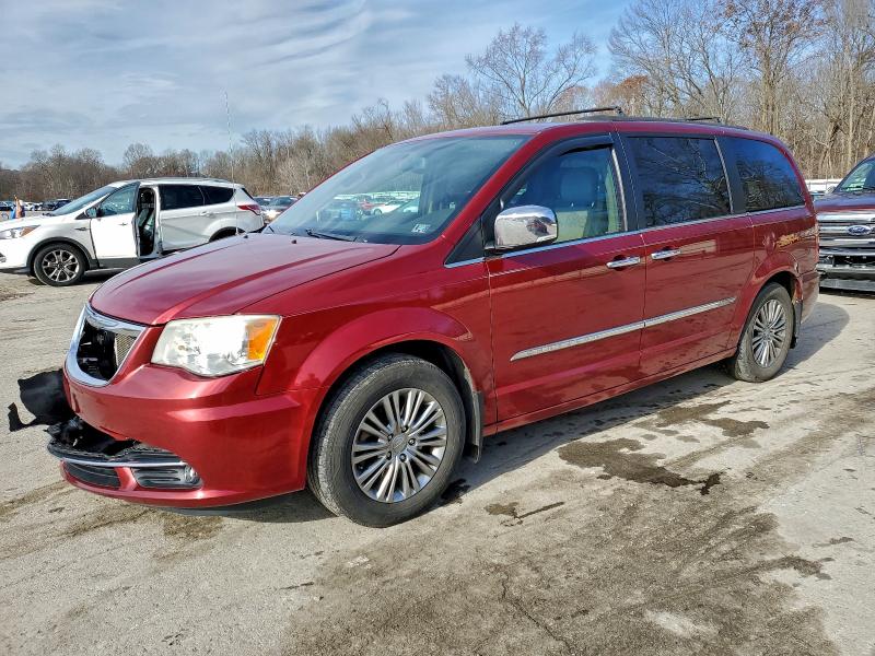 Global Auto Auctions: 2014 CHRYSLER TOWN & COU