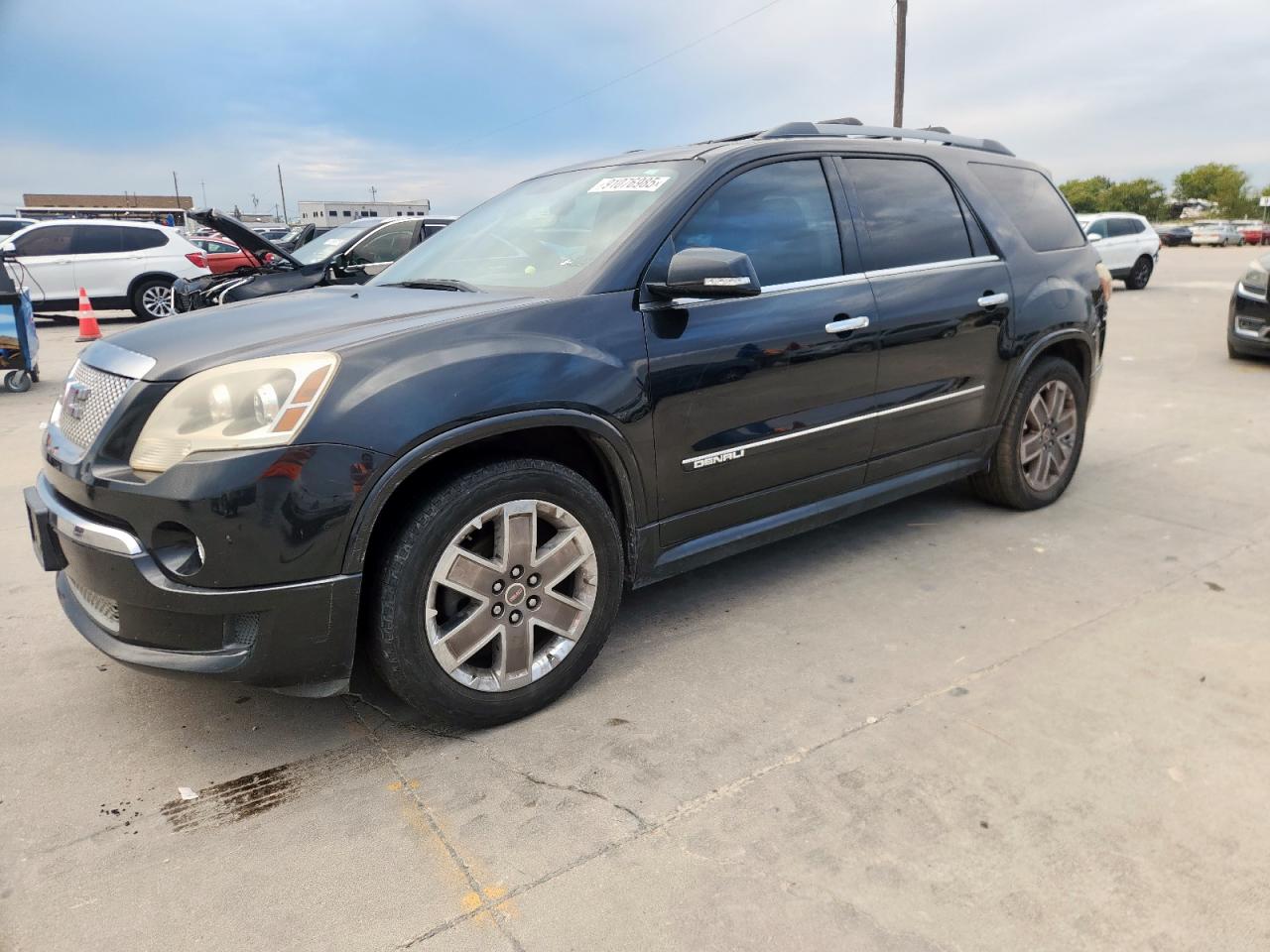 GMC ACADIA DENALI