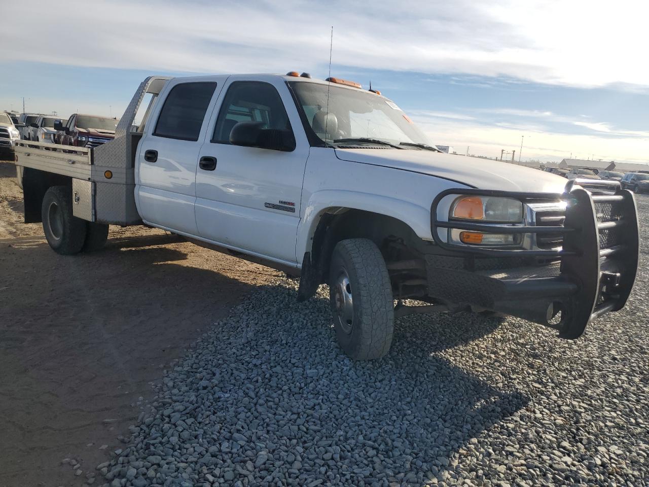 Lot #3296606016 2004 GMC SIERRA