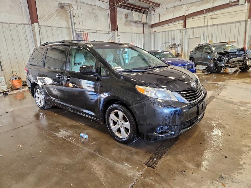 2013 TOYOTA SIENNA LE #3294548628