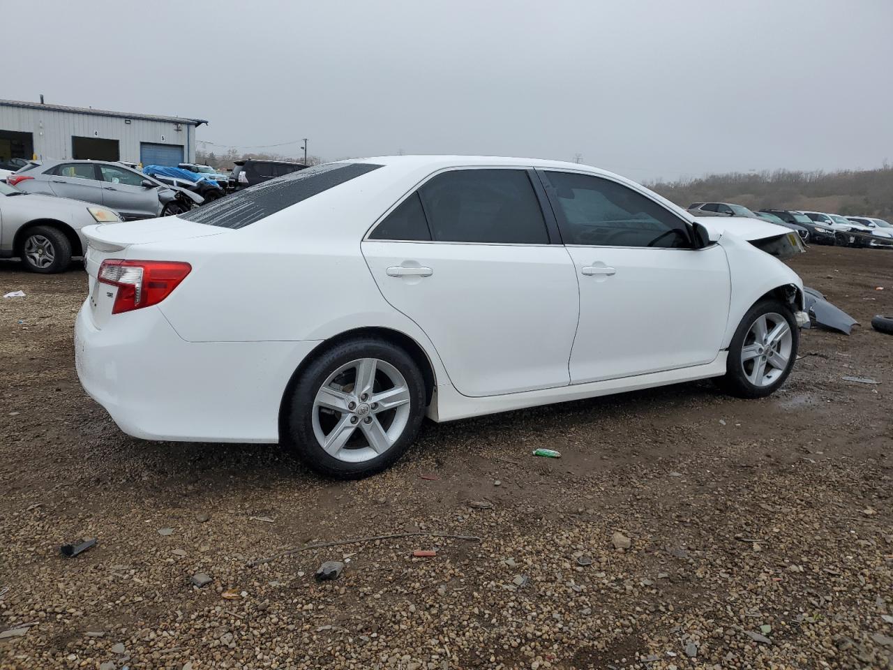 TOYOTA CAMRY L