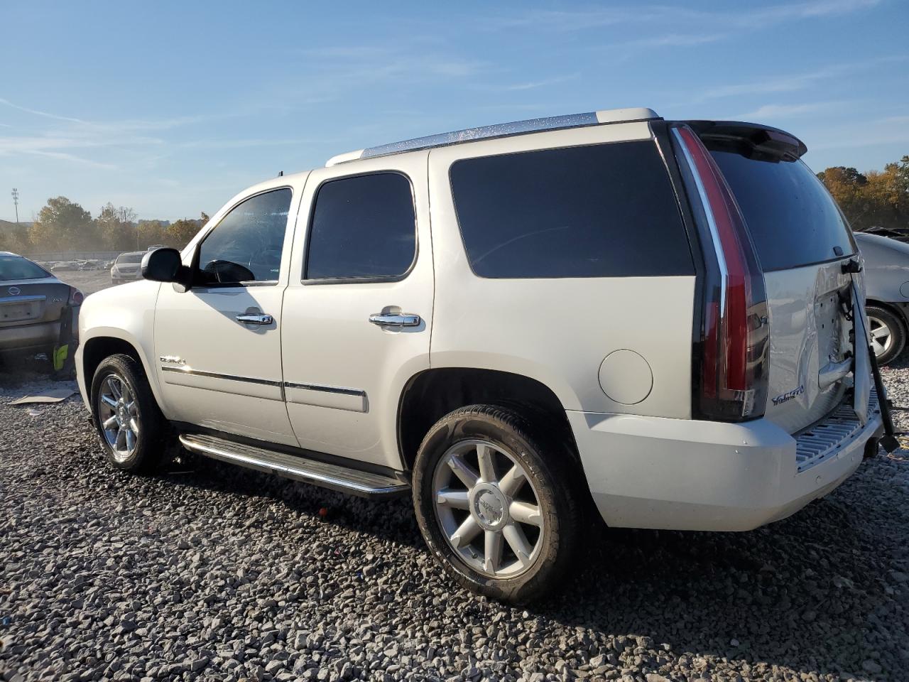GMC YUKON DENALI