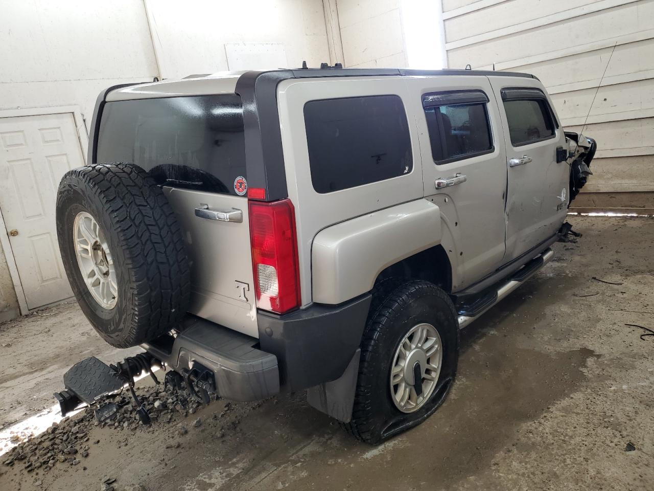 Lot #3302858918 2006 HUMMER H3