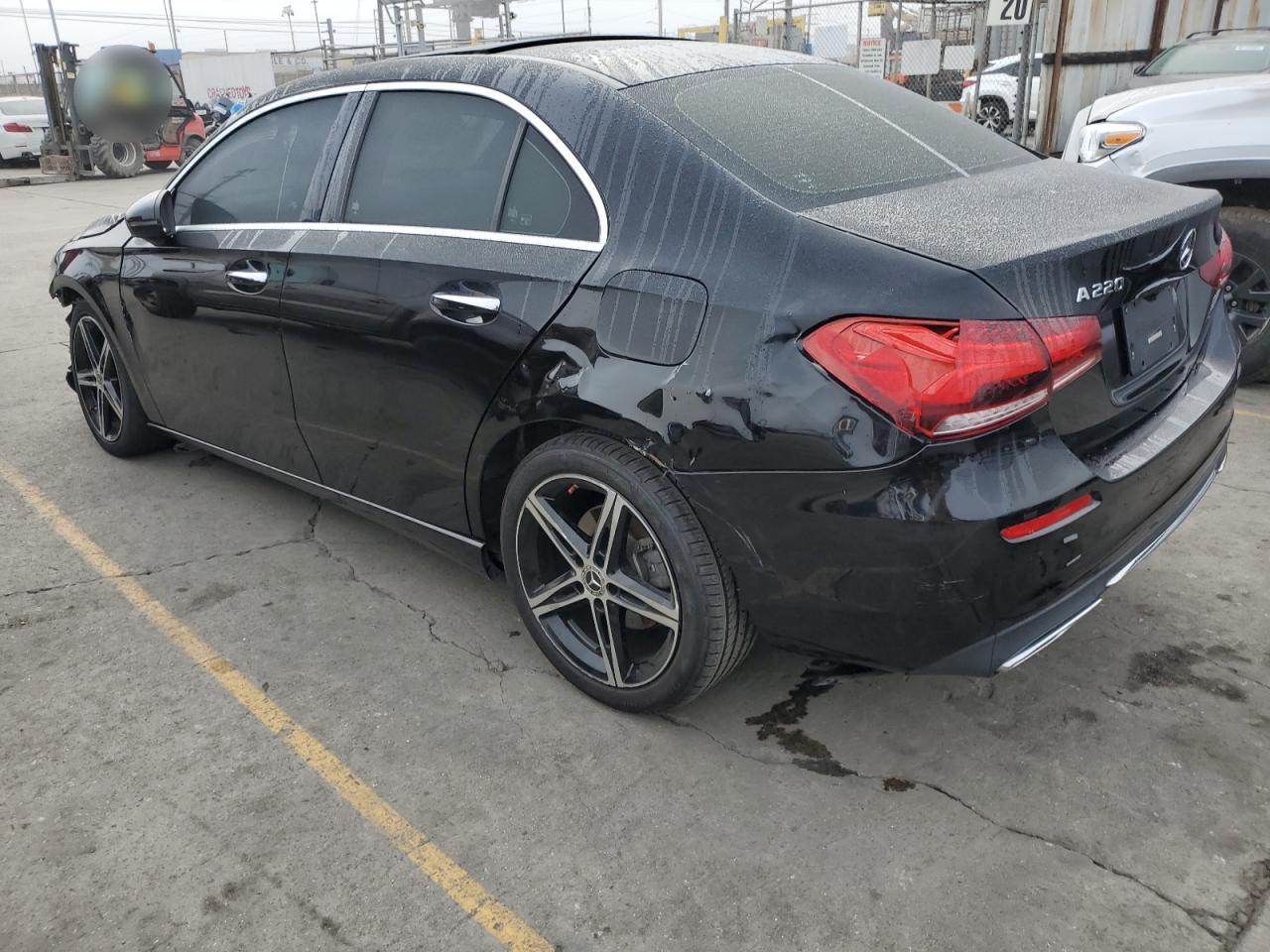 MERCEDES-BENZ A-CLASS 220