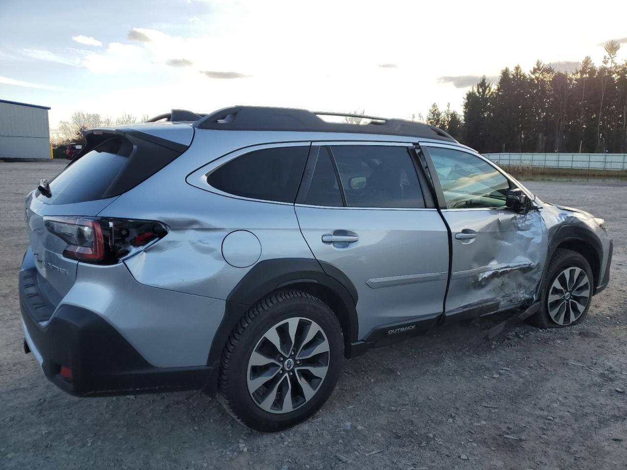 SUBARU OUTBACK LIMITED