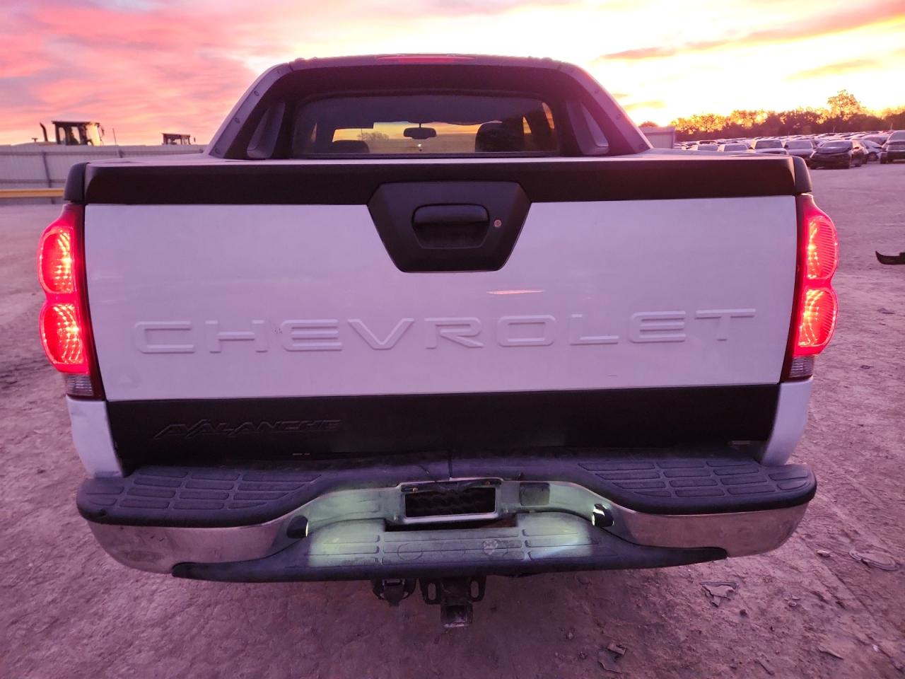 Lot #3283338983 2005 CHEVROLET AVALANCHE