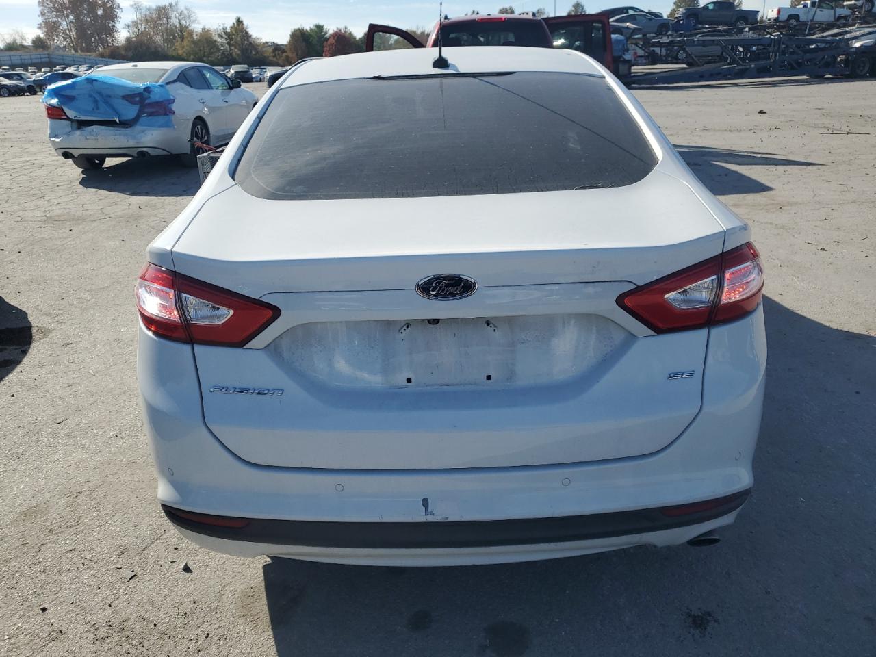 FORD FUSION SE