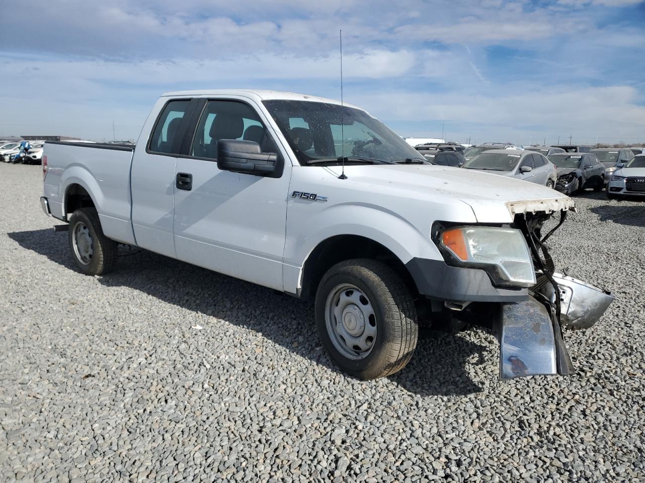 FORD F-150 SUPER CAB