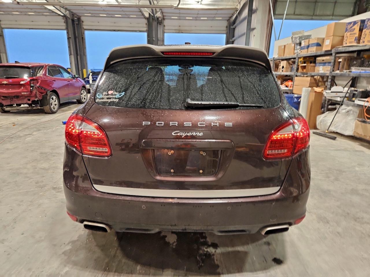 PORSCHE CAYENNE