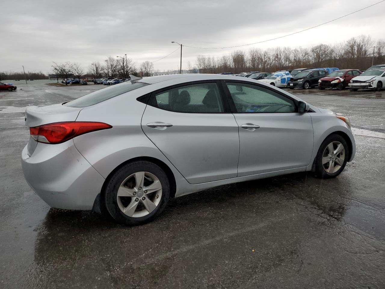 HYUNDAI ELANTRA GLS