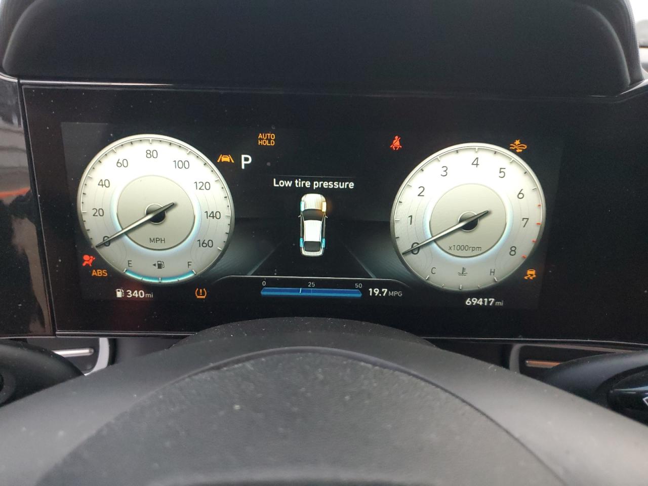 HYUNDAI ELANTRA LIMITED